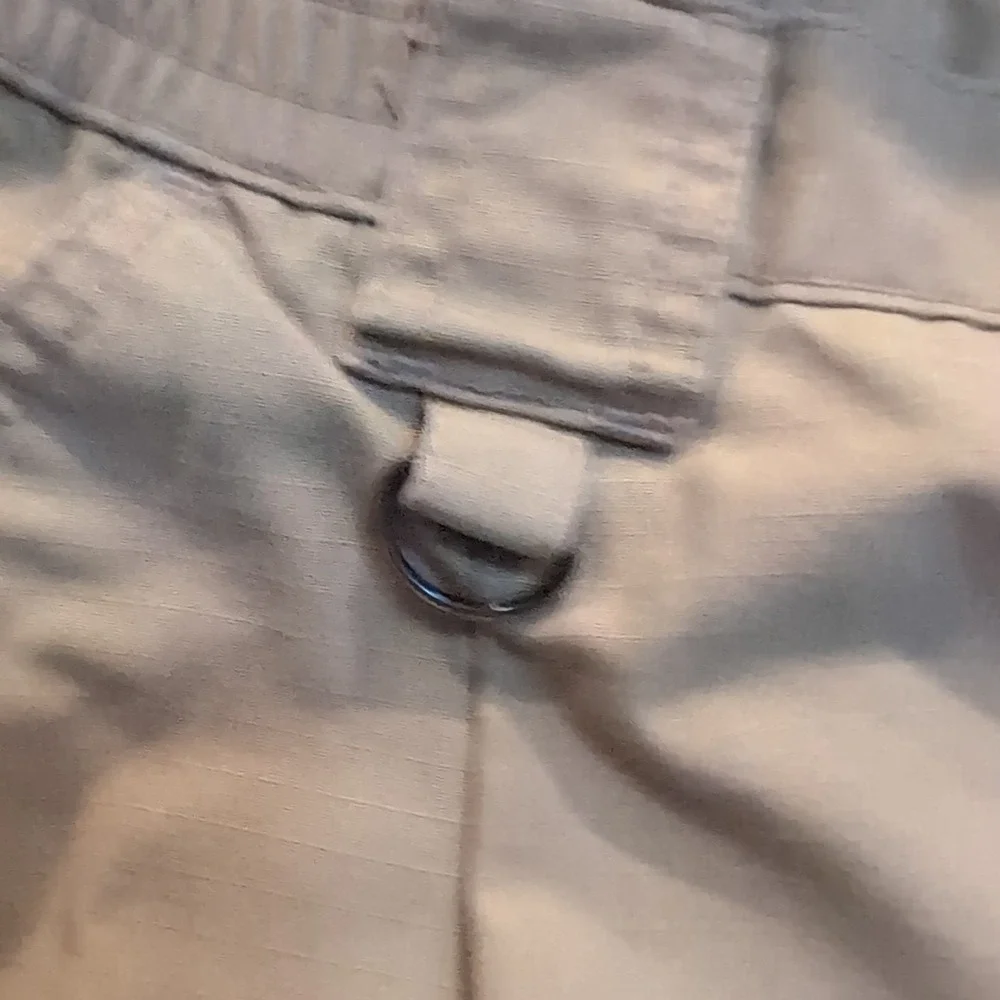5.11 Tactical Men's Cargo Pants Size W40 L30 With Tons Of Pockets Tan Poly Blend